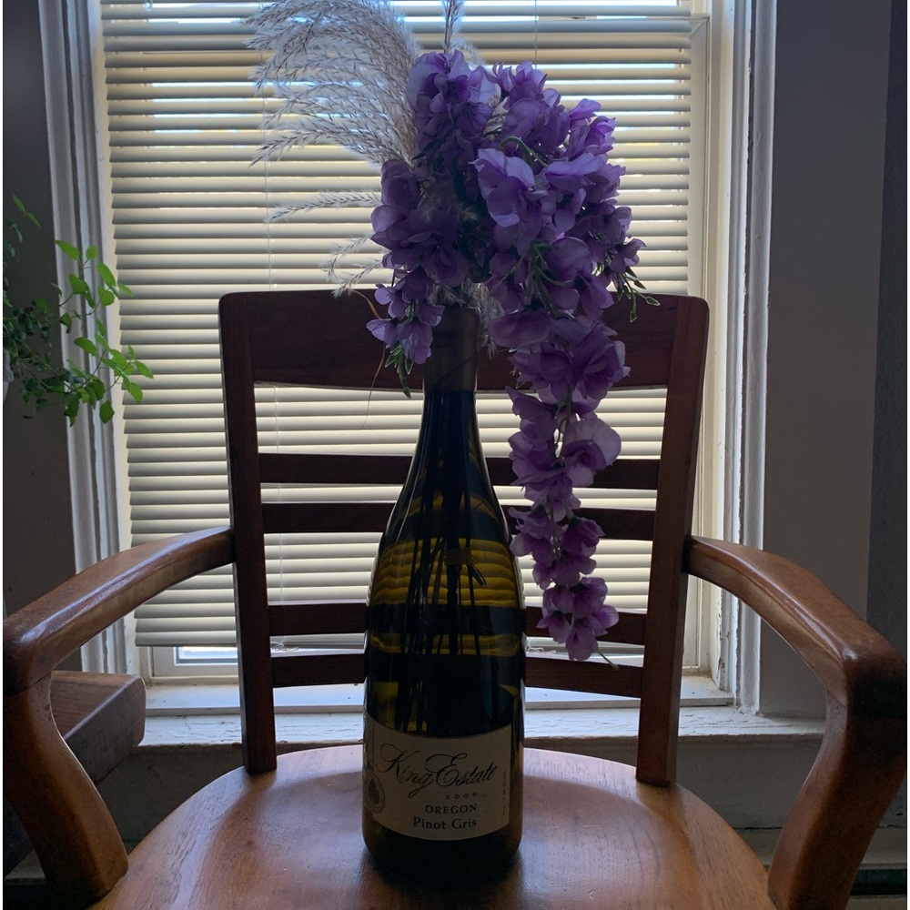 King Estate Pinot Gris Decoration Vase